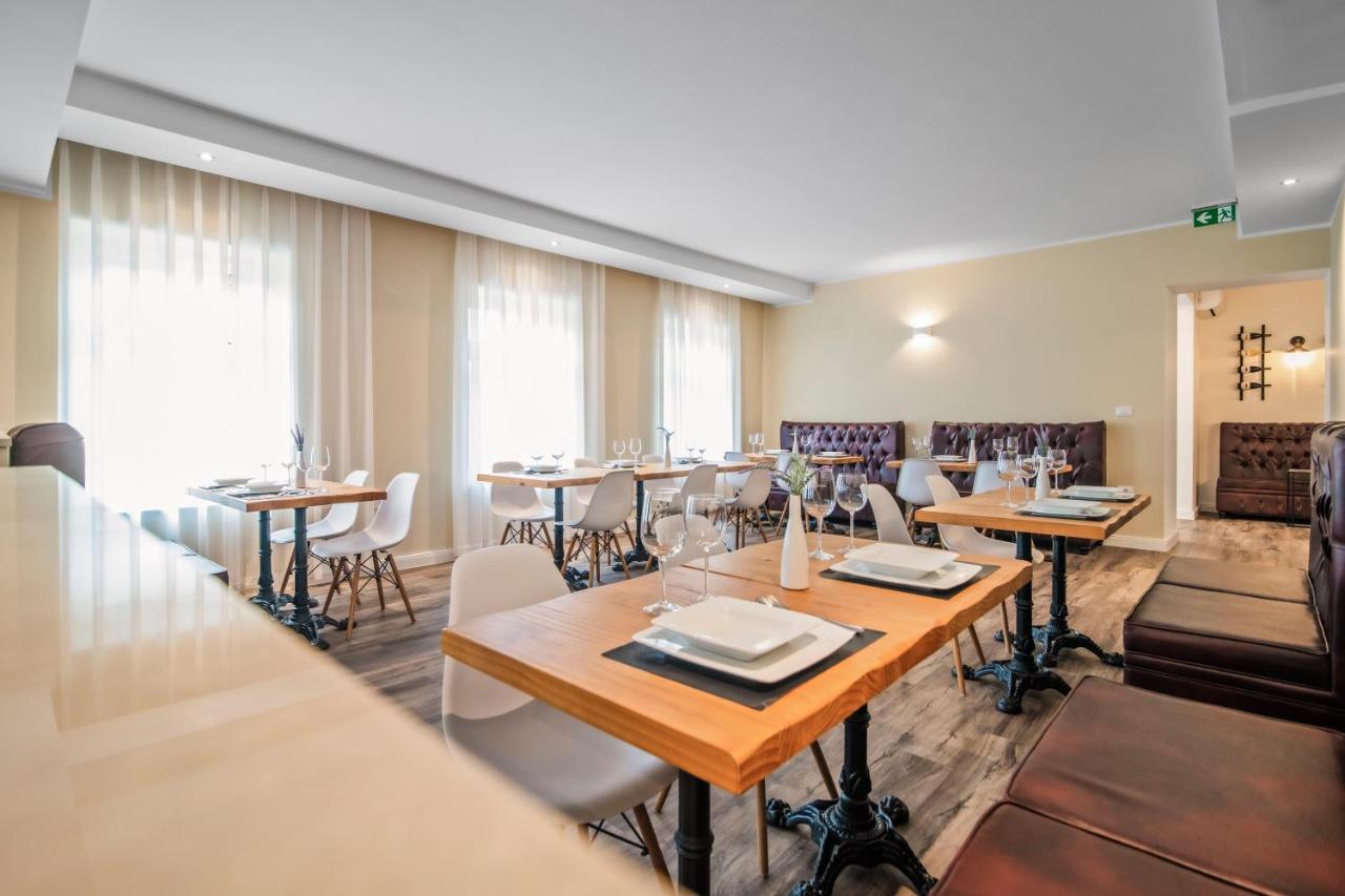 Toscanina Garni Hotel Dobrovo Bagian luar foto